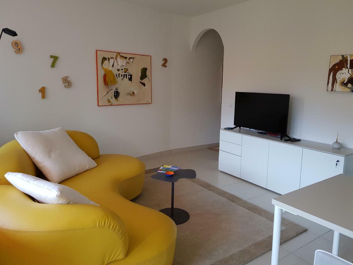 Ferienwohnung Greta 29 Losone Exterior foto
